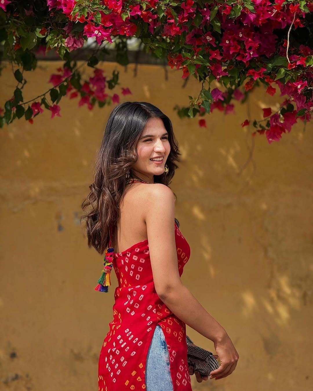 Elegant Floral Maxi Kurti for Women